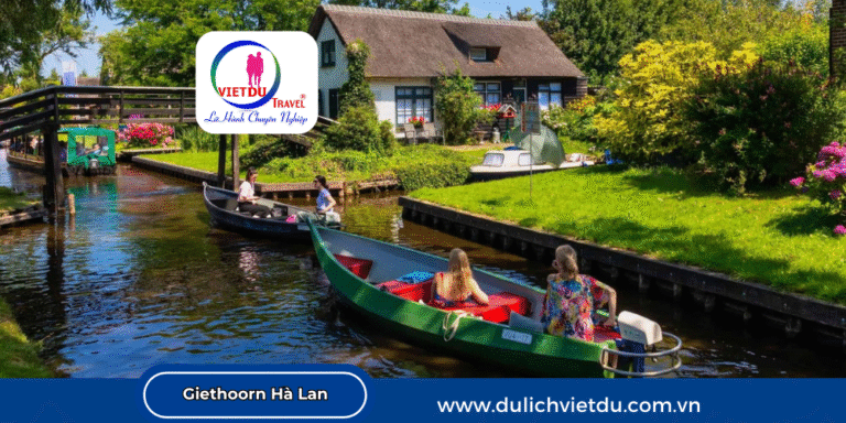 Ngôi làng cổ tích Giethoorn Hà Lan