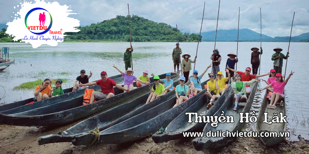 Thuyền Hồ Lăk
